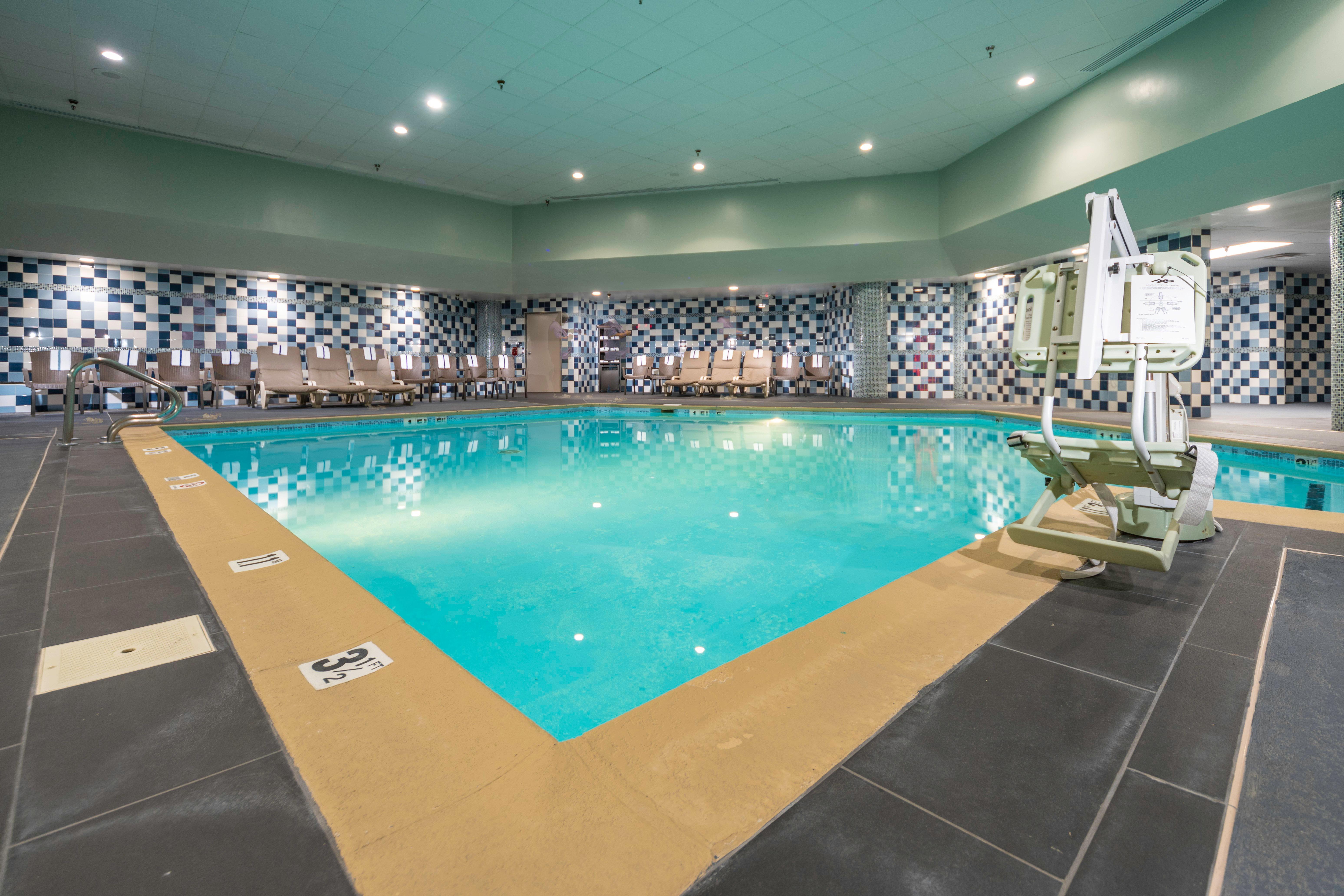 Holiday Inn Louisville East - Hurstbourne By Ihg Zewnętrze zdjęcie