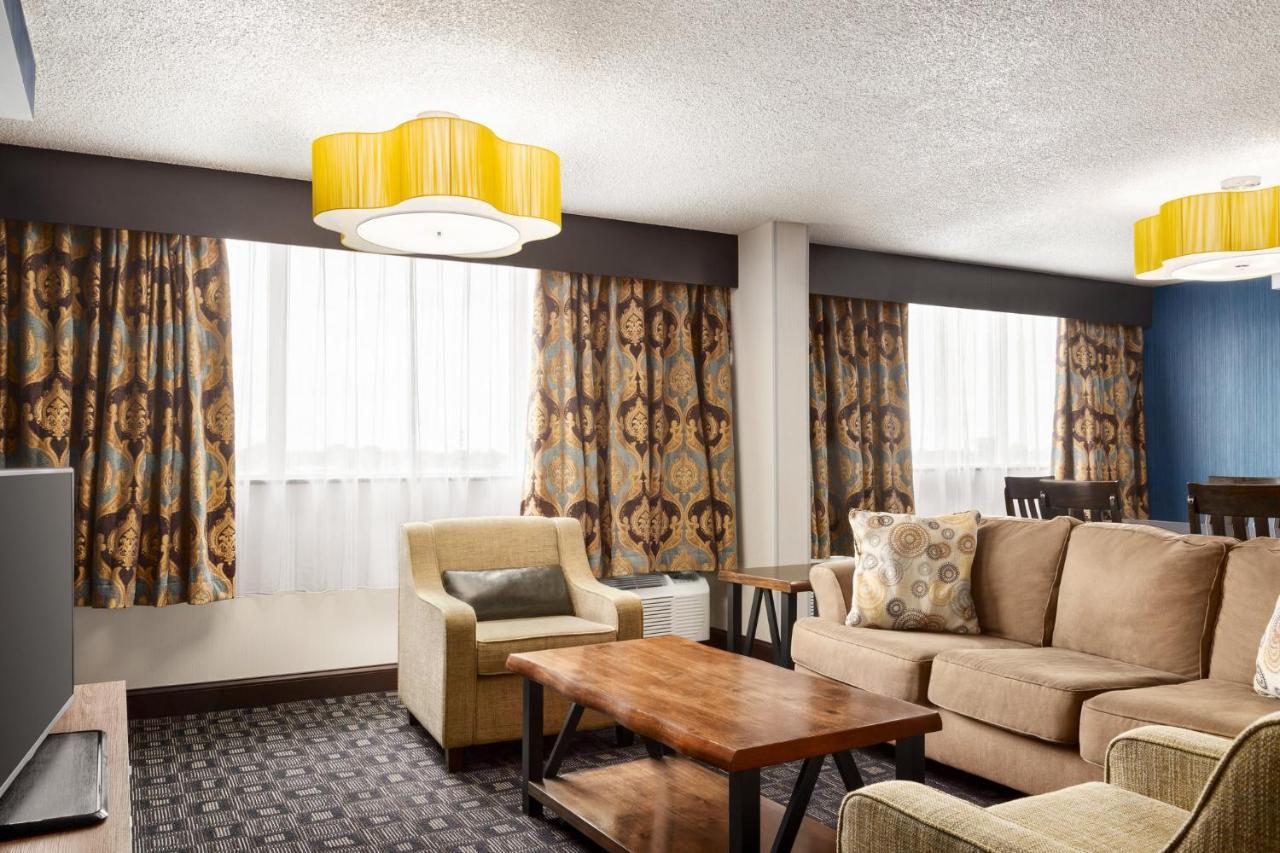 Holiday Inn Louisville East - Hurstbourne By Ihg Zewnętrze zdjęcie