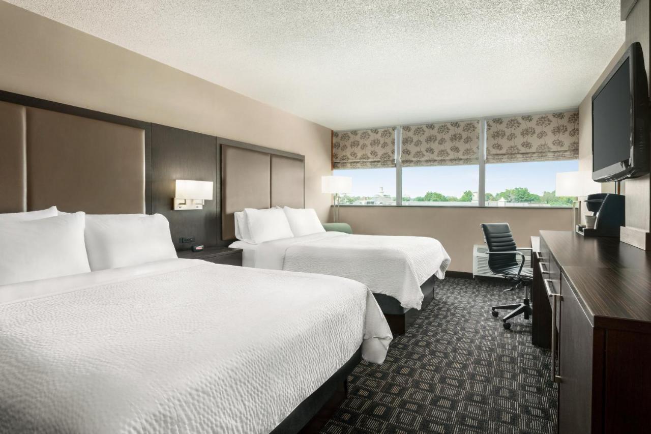 Holiday Inn Louisville East - Hurstbourne By Ihg Zewnętrze zdjęcie
