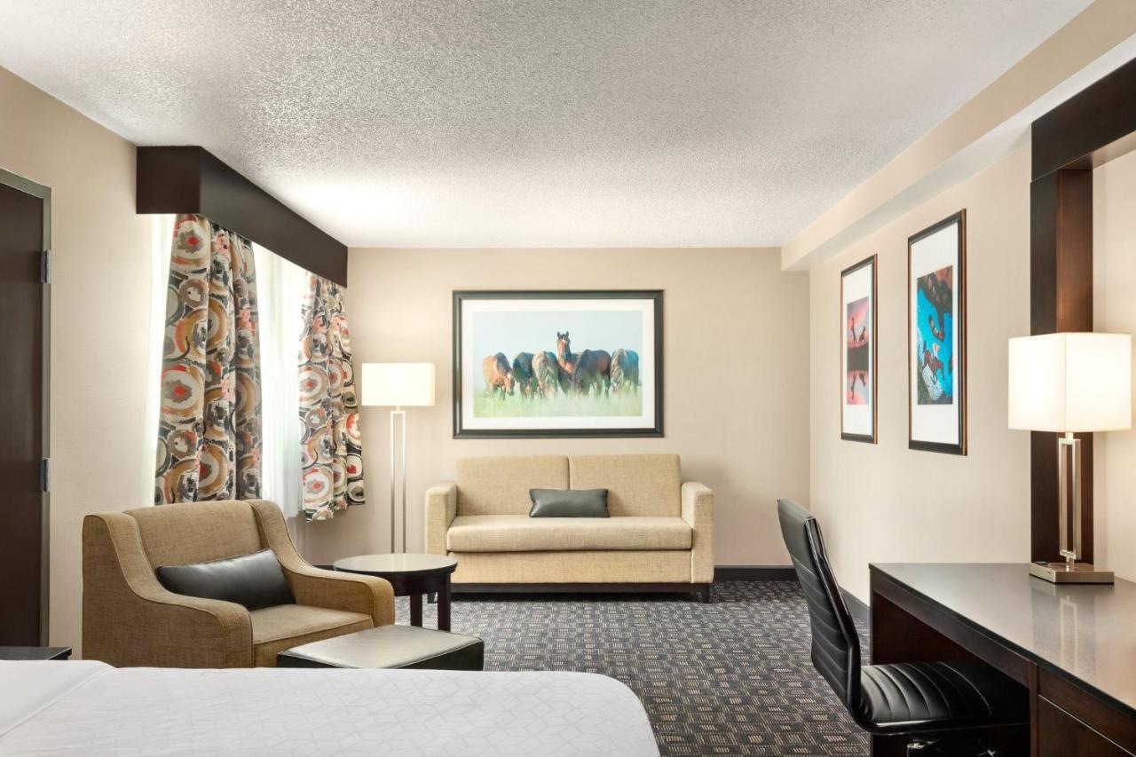 Holiday Inn Louisville East - Hurstbourne By Ihg Zewnętrze zdjęcie
