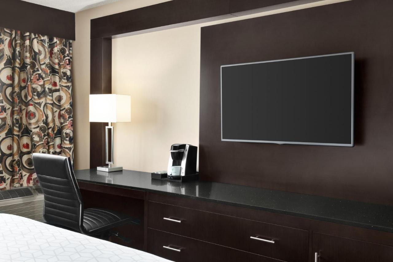 Holiday Inn Louisville East - Hurstbourne By Ihg Zewnętrze zdjęcie